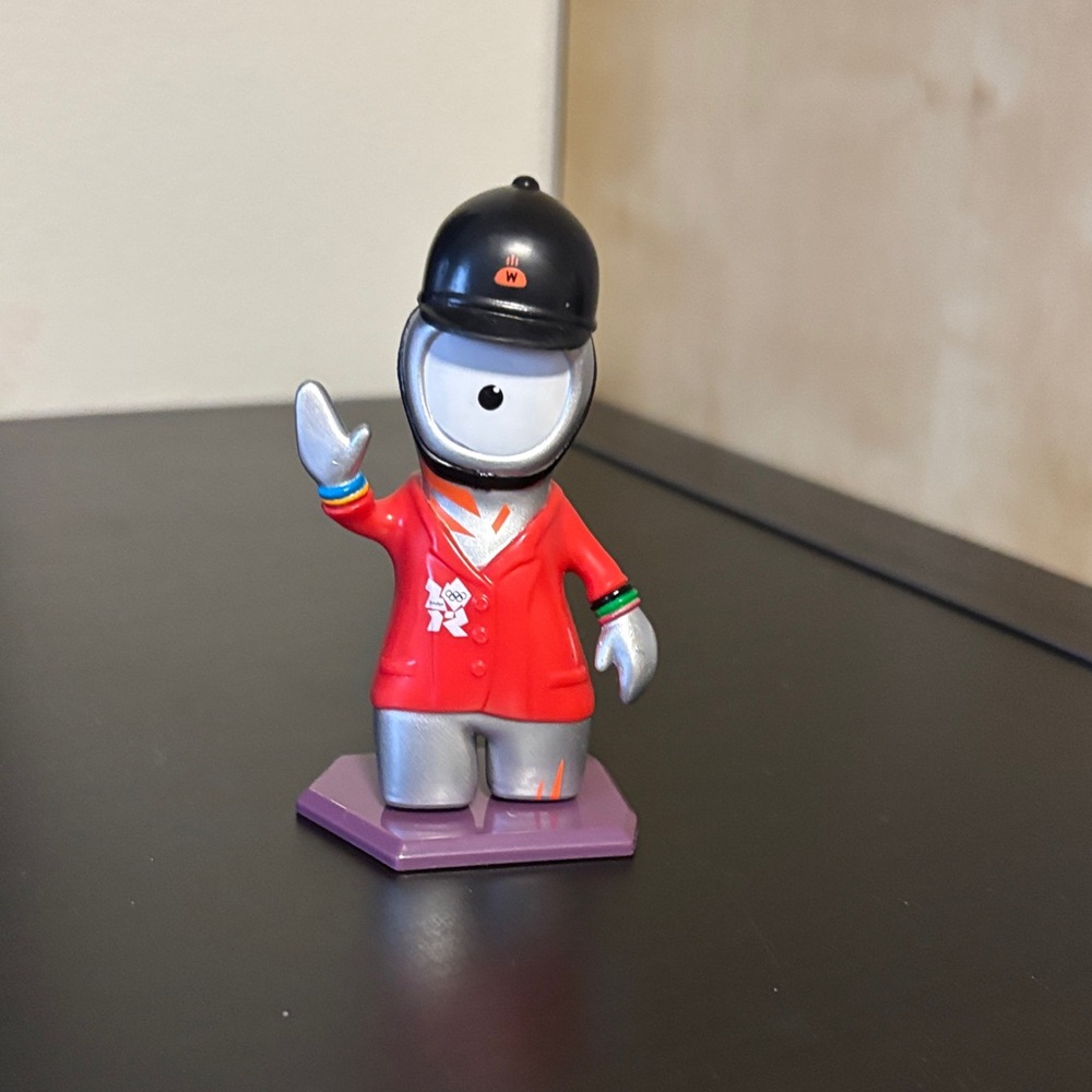 2012 London Olympics Equestrian Mascot Figure